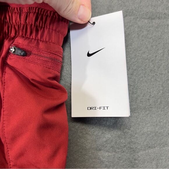 Nwt large NIKE W TEMPO LUXE running SHORT
DJ8528-613 wrestling logo - Picture 2 of 13